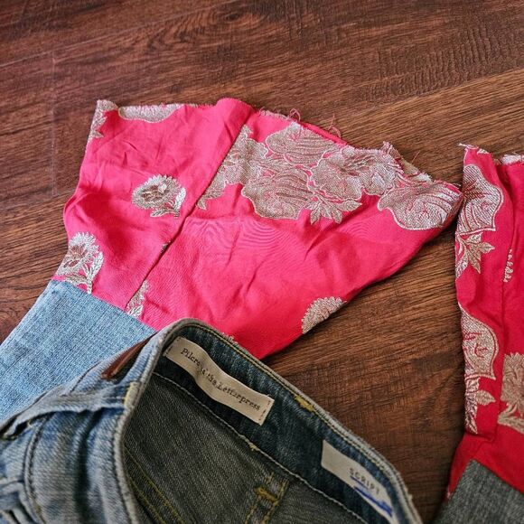 Pilcro and the Letterpress Script Flared Jeans - Picture 7 of 9